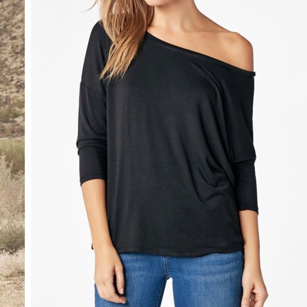 Off shoulder shirt